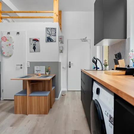 Daire Komfortables In Koeln-ehrenfeld, Kueche, Vollausstattung, Netflix, 1 Min Zur U-bahn, 10 Min Zum Neumarkt Köln