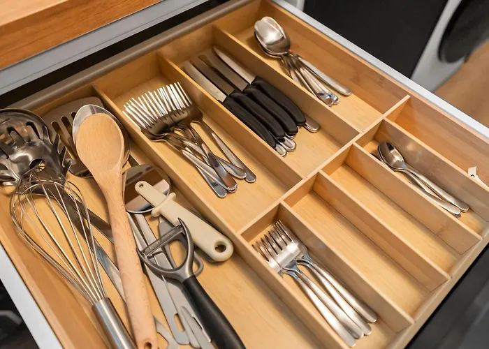 Komfortables In Köln-ehrenfeld, Küche, Vollausstattung, Netflix, 1 Min Zur U-bahn, 10 Min Zum Neumarkt