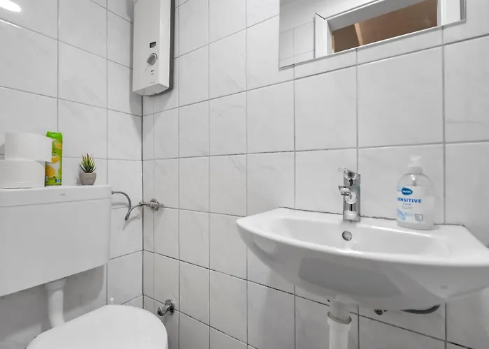 Διαμέρισμα Komfortables In Koeln-ehrenfeld, Kueche, Vollausstattung, Netflix, 1 Min Zur U-bahn, 10 Min Zum Neumarkt *