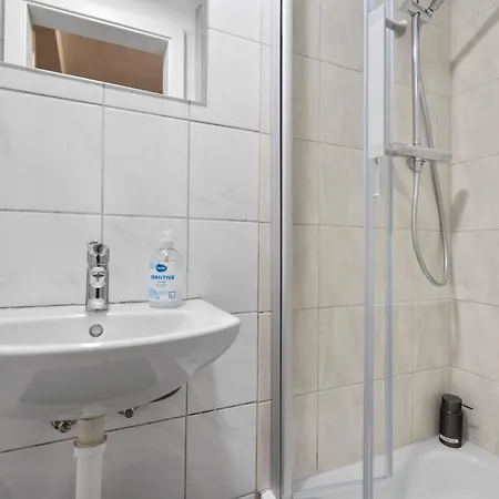 Apartament Komfortables In Koeln-ehrenfeld, Kueche, Vollausstattung, Netflix, 1 Min Zur U-bahn, 10 Min Zum Neumarkt Kolonia