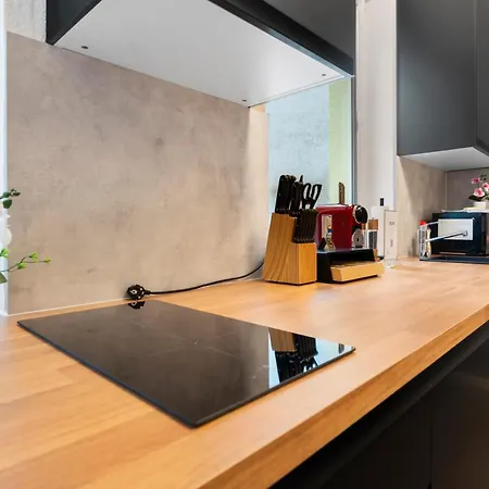 Apartament Komfortables In Koeln-ehrenfeld, Kueche, Vollausstattung, Netflix, 1 Min Zur U-bahn, 10 Min Zum Neumarkt Kolonia