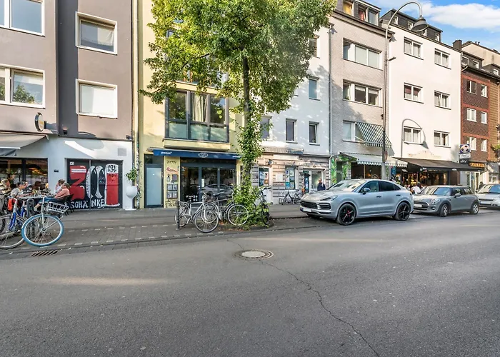 Komfortables In Koeln-ehrenfeld, Kueche, Vollausstattung, Netflix, 1 Min Zur U-bahn, 10 Min Zum Neumarkt