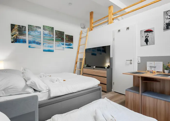 Komfortables In Koeln-ehrenfeld, Kueche, Vollausstattung, Netflix, 1 Min Zur U-bahn, 10 Min Zum Neumarkt * Colónia