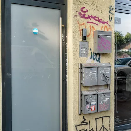 Komfortables In Koeln-ehrenfeld, Kueche, Vollausstattung, Netflix, 1 Min Zur U-bahn, 10 Min Zum Neumarkt *