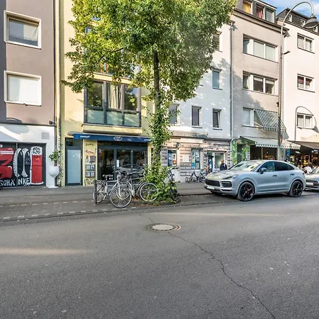 Komfortables In Koeln-ehrenfeld, Kueche, Vollausstattung, Netflix, 1 Min Zur U-bahn, 10 Min Zum Neumarkt